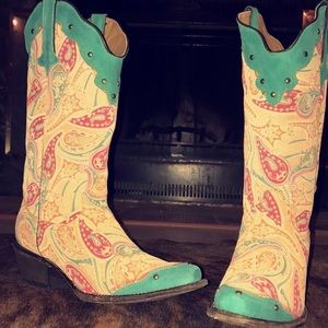 Tanner Marks size 10